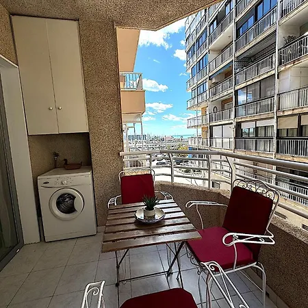 Port, Sea View, Vista Del Mar Apartment *